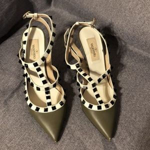 Authentic Valentino Rockstud Heels
